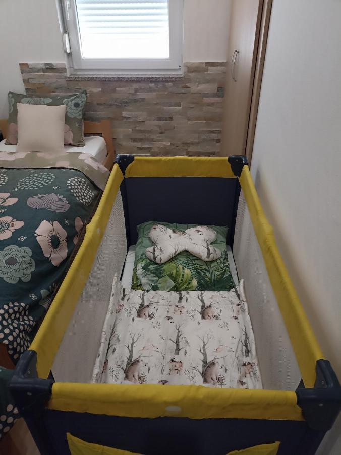 דירות Apartman Lara זאדאר מראה חיצוני תמונה