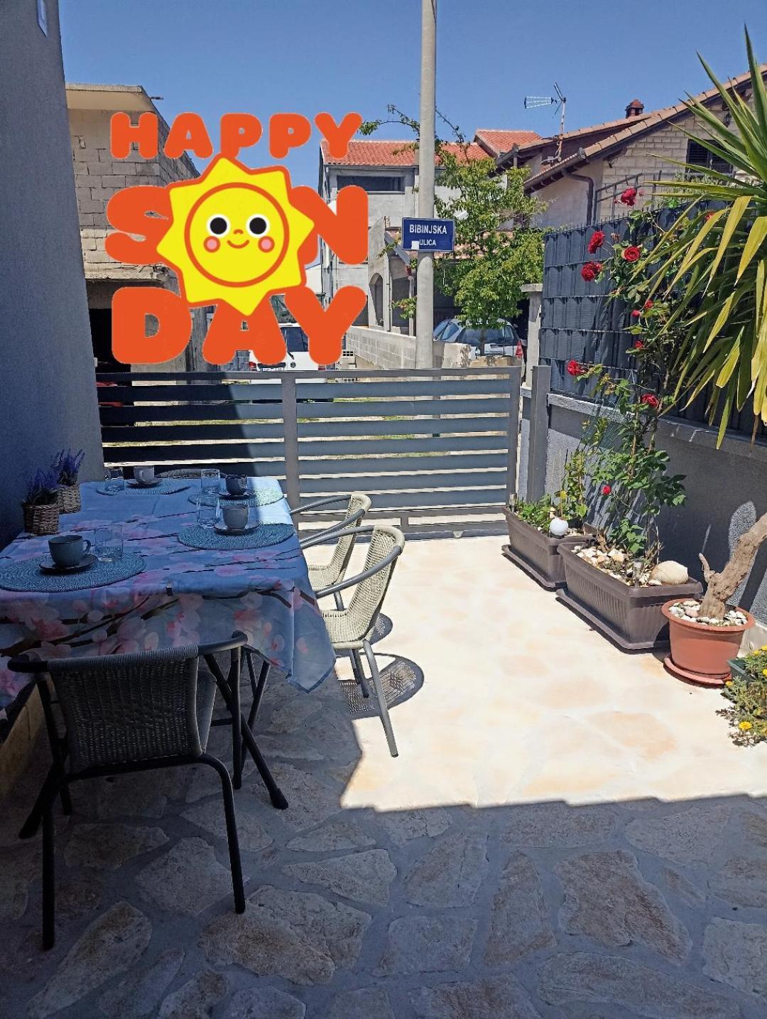 דירות Apartman Lara זאדאר מראה חיצוני תמונה